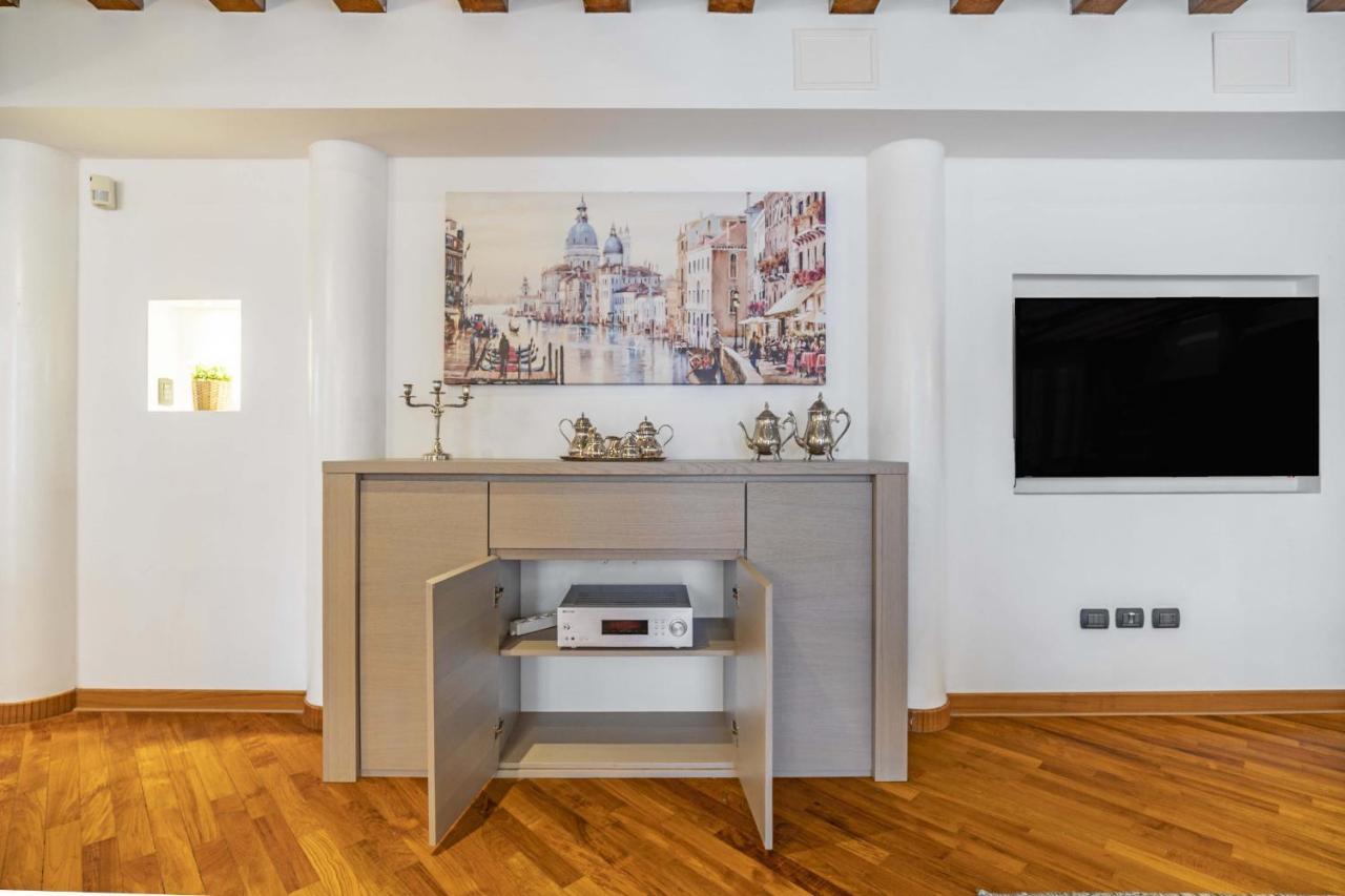 Tolentini Canal View & Terrace By Wonderful Italy Venedig Exterior foto