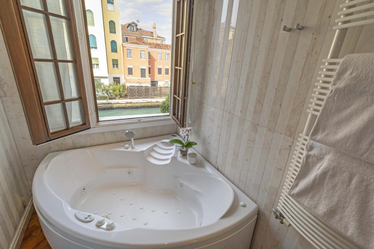 Tolentini Canal View & Terrace By Wonderful Italy Venedig Exterior foto